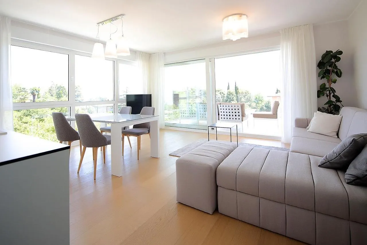 New Apartment With Swimming Pool Near The Beach Ičići 크로아티아