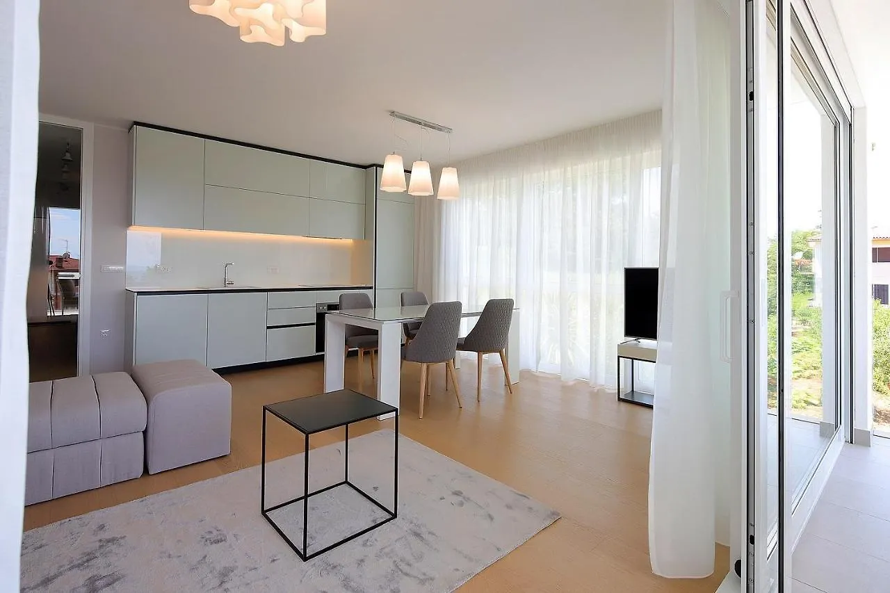 New Apartment With Swimming Pool Near The Beach Ičići 0*,  Horvátország