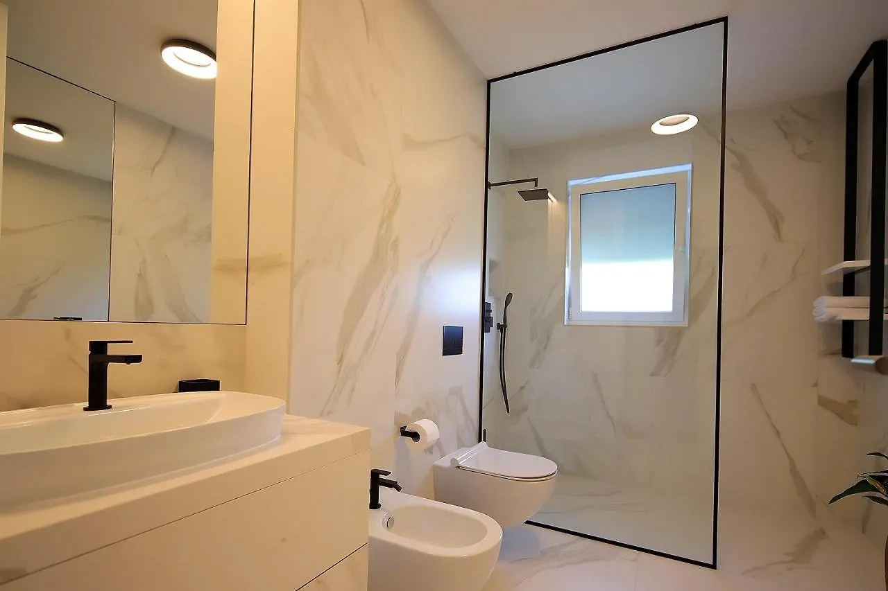 New Apartment With Swimming Pool Near The Beach Ičići 0*,  크로아티아